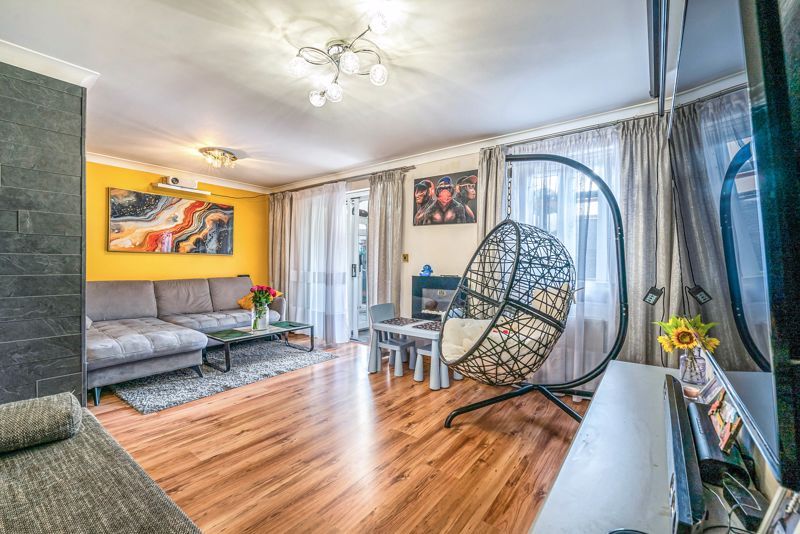 Property photo 1 of 21 Photo 18