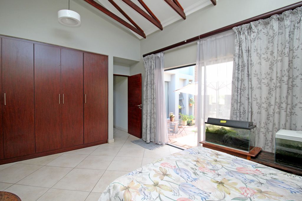Property photo 3 of 48