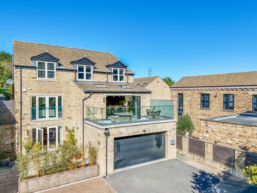 Property photo 1 of 31