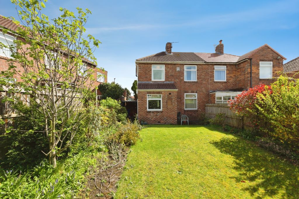 Property photo 2 of 15