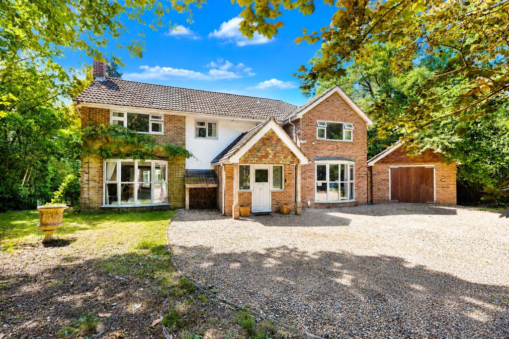 Property photo 1 of 34 Picture No. 53
