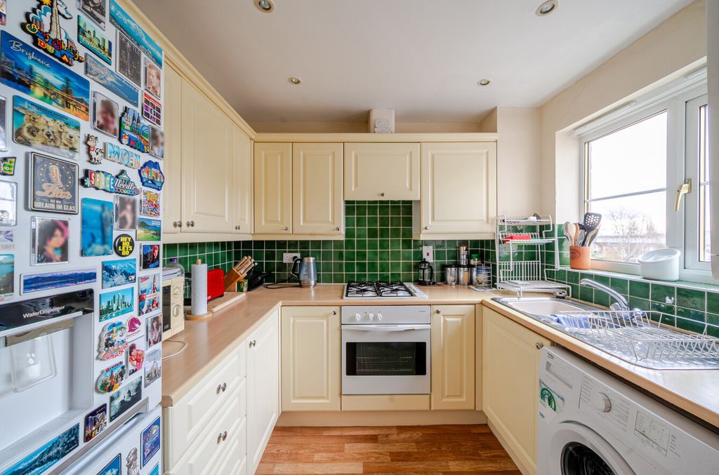 Property photo 2 of 20 1411217-2-6995A21...