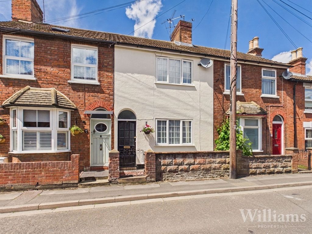 Property photo 1 of 17