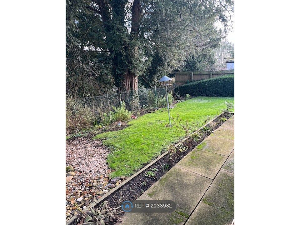 Property photo 3 of 35