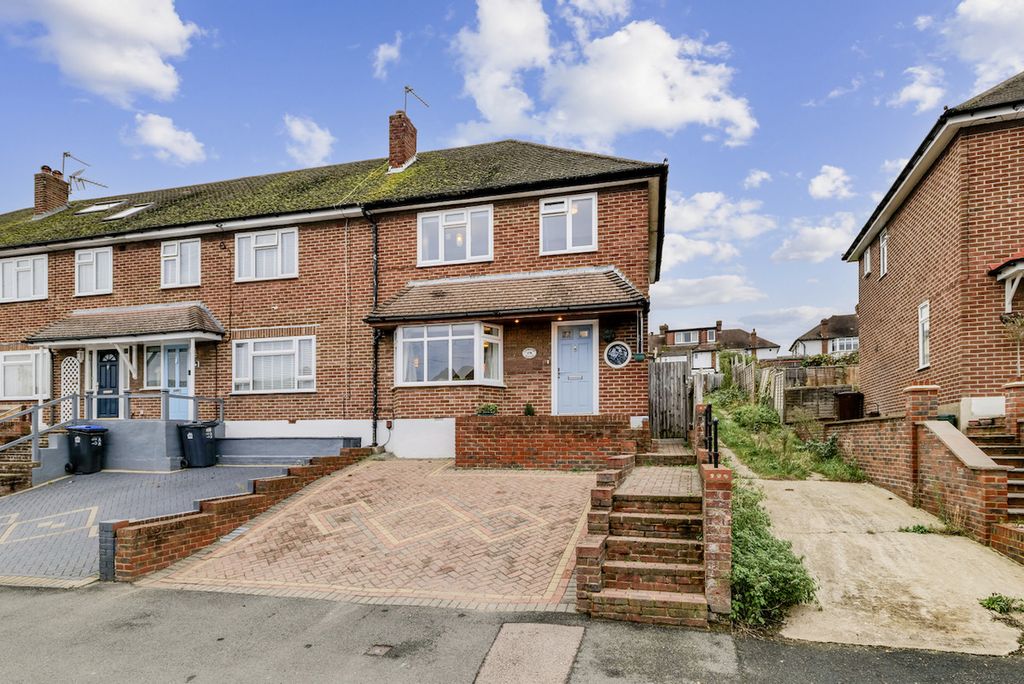 Property photo 1 of 24