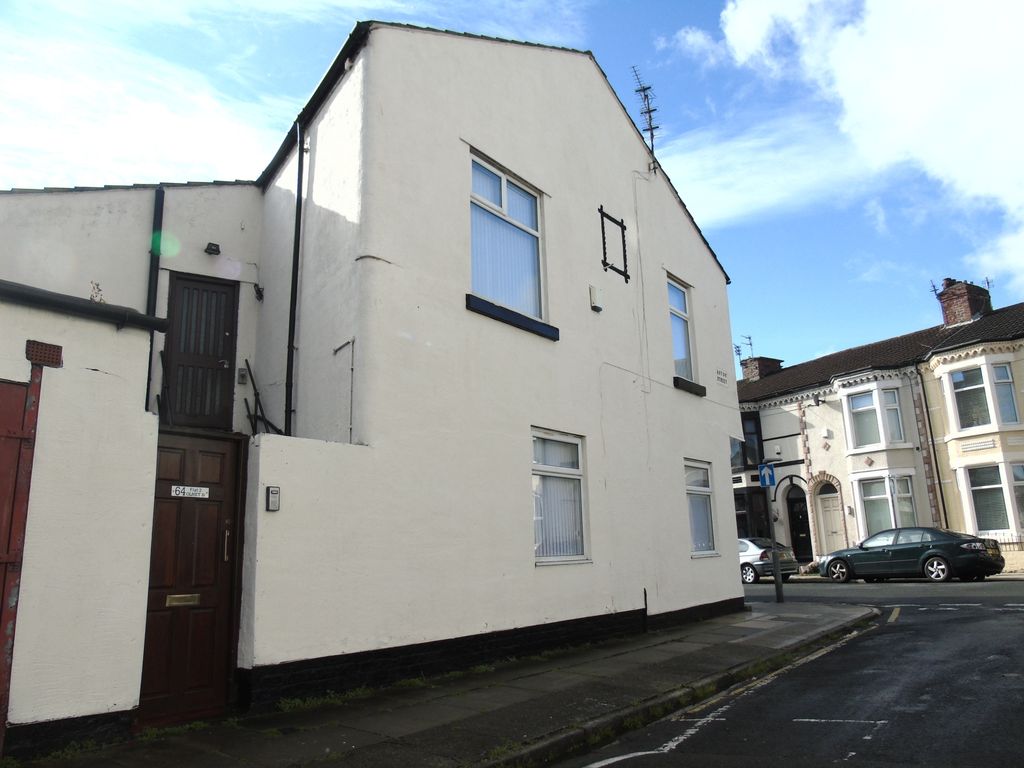 Property photo 1 of 11 Photo 3