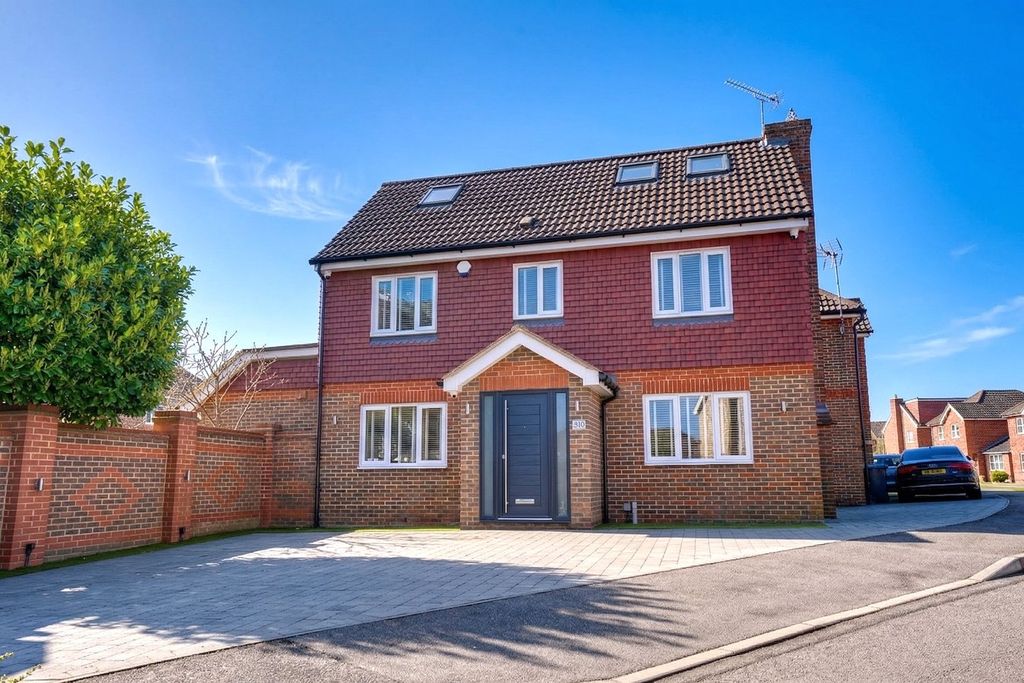 Property photo 1 of 17