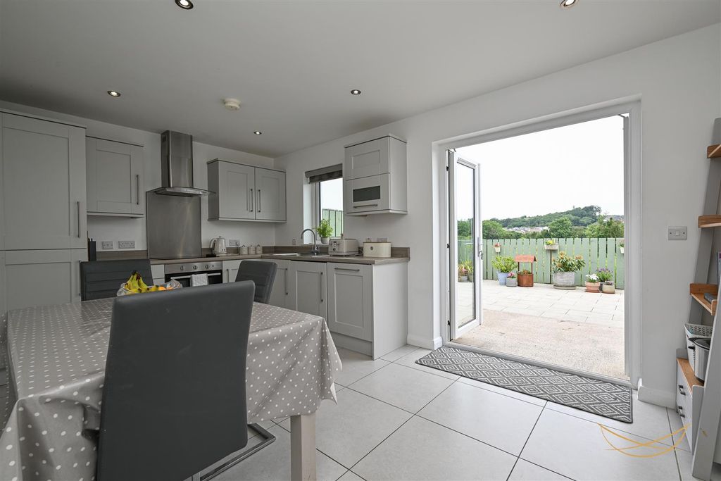 Additional image 11 of 3 bed semi-detached house for saleHenryville Drive, Ballyclare BT39