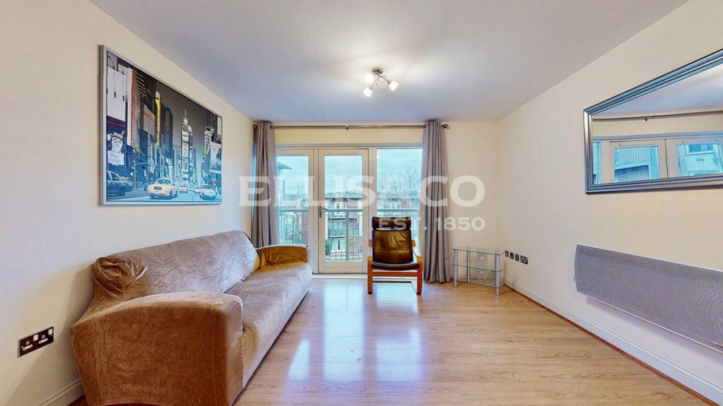 Property photo 2 of 24 Picture No. 12