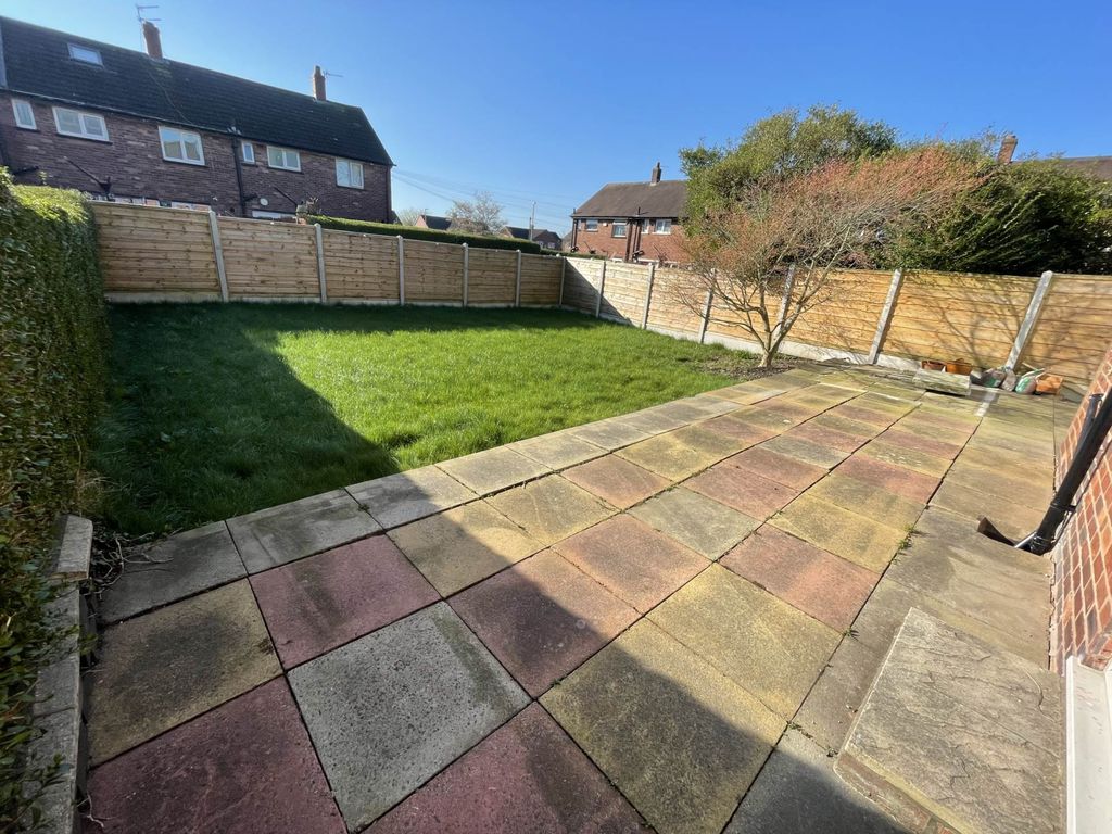 Property photo 2 of 22