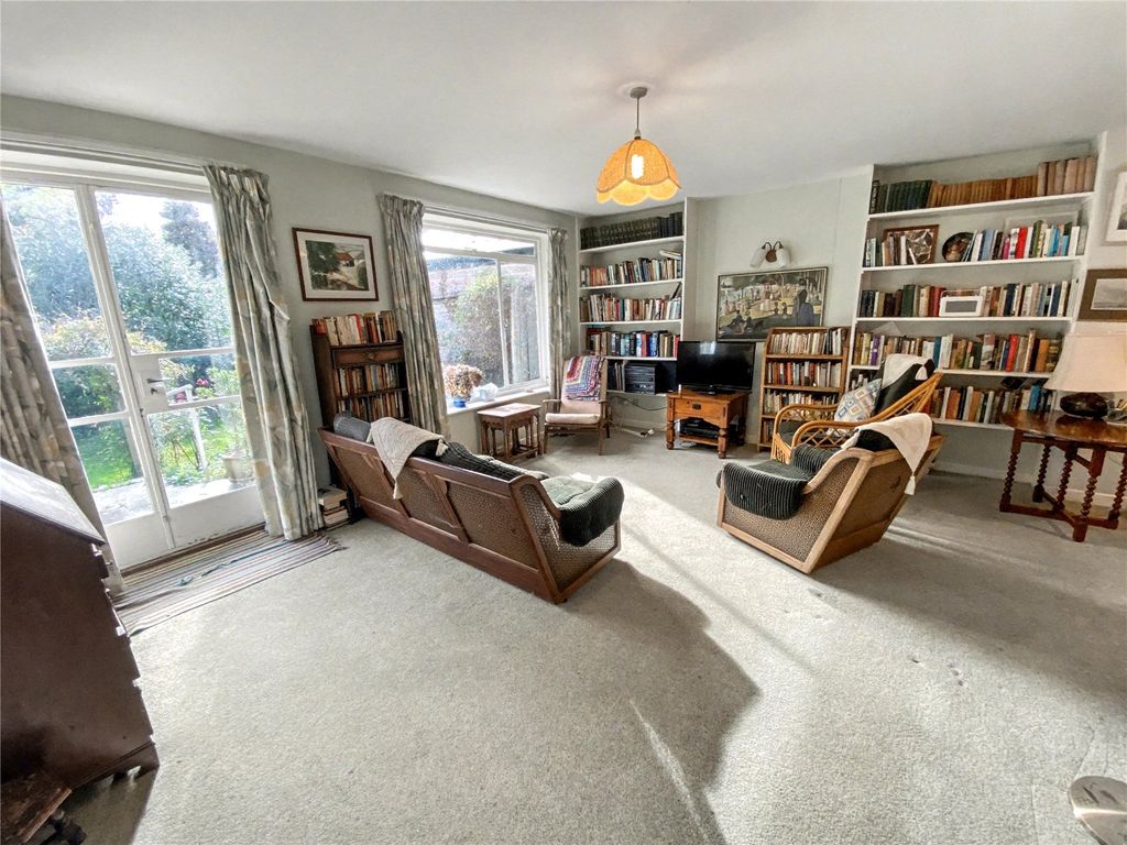 Property photo 2 of 15 Sitting Room