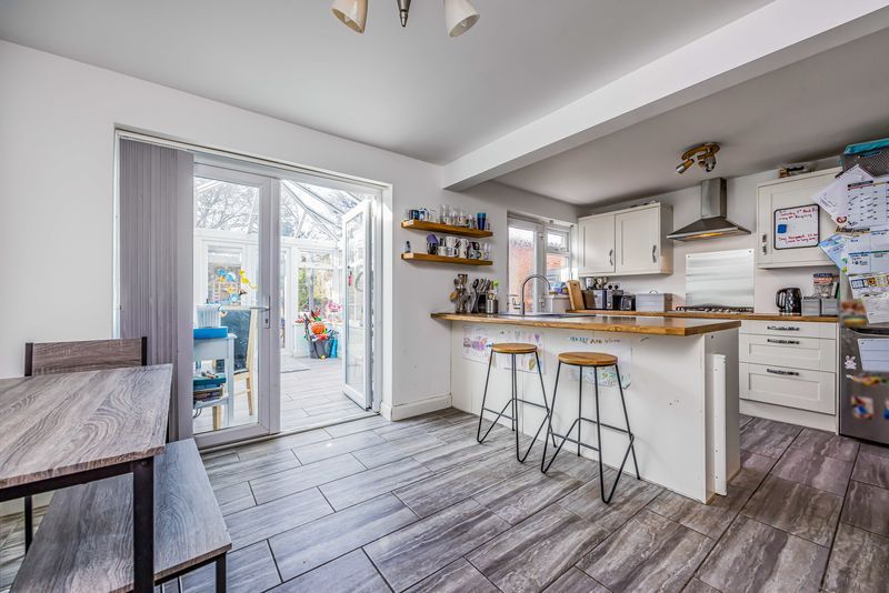 Property photo 2 of 20 Photo 11