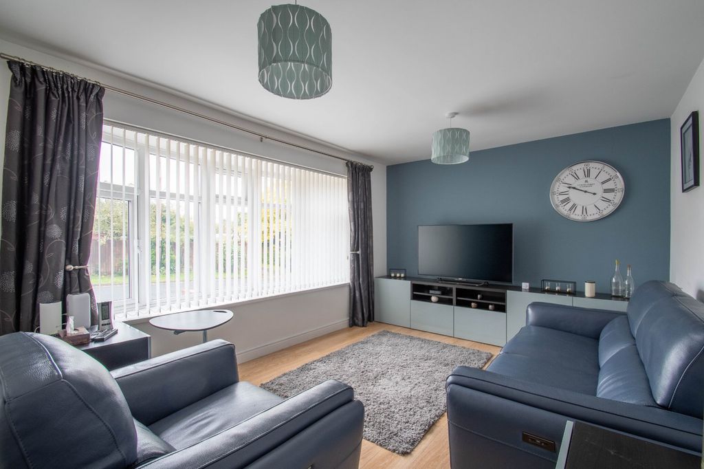 Property photo 2 of 20 Picture No. 04