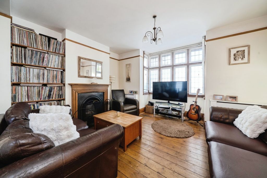 Property photo 2 of 24 Photo