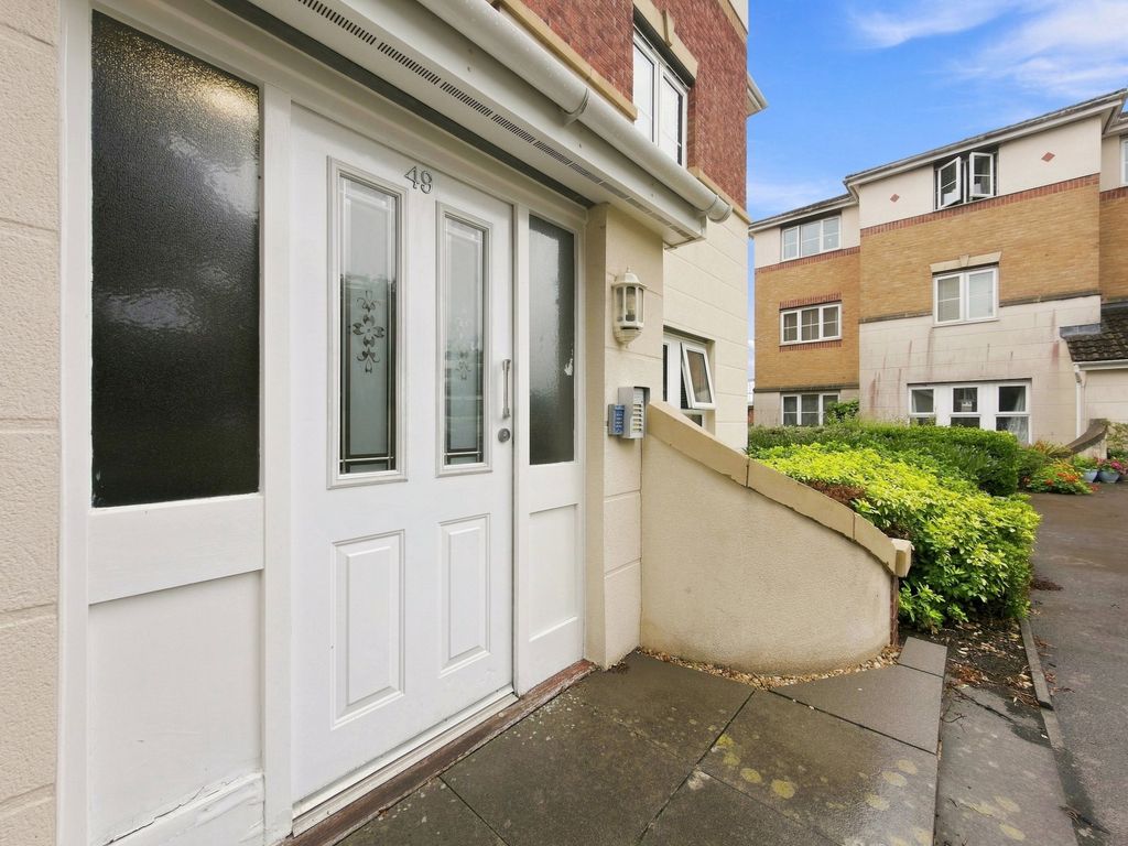 Property photo 2 of 10