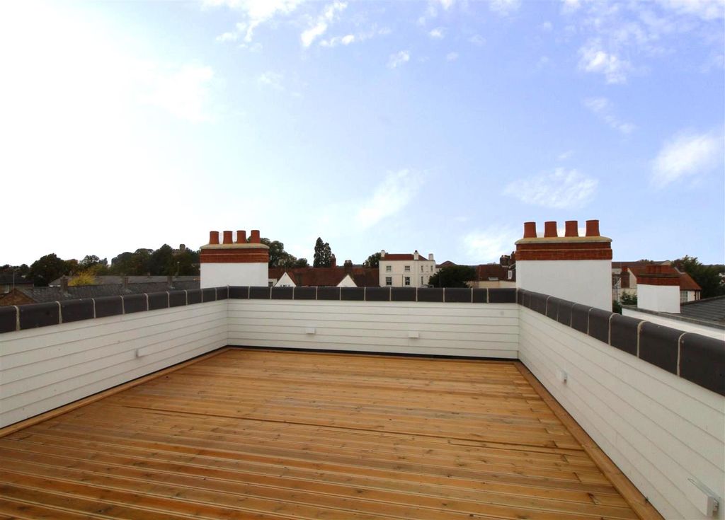 Property photo 3 of 13 Private Roof Terrace