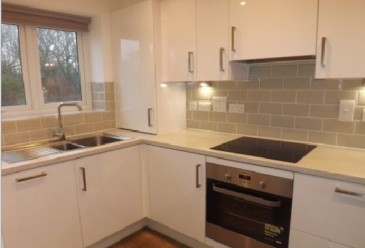 Property photo 2 of 5 Kitchen