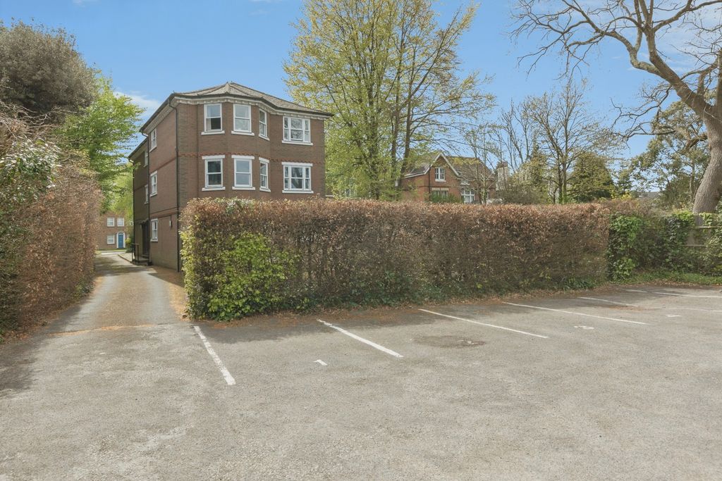 Property photo 1 of 15 Pbox-Img.Jpg