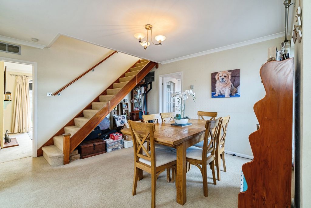 Property photo 2 of 21 Pbox-Img.Jpg