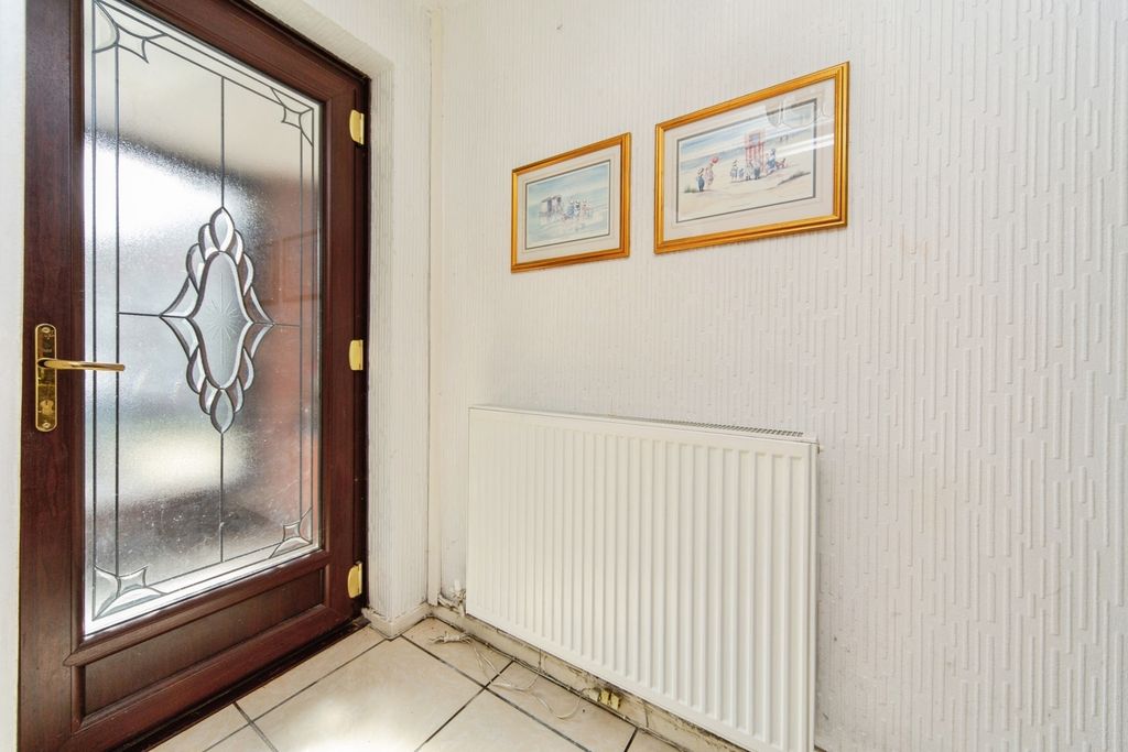 Property photo 2 of 20 Pbox-Img.Jpg