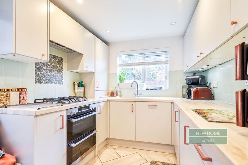 Property photo 3 of 37 Photo 25