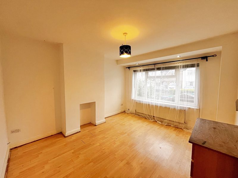 Property photo 2 of 11 Photo 6