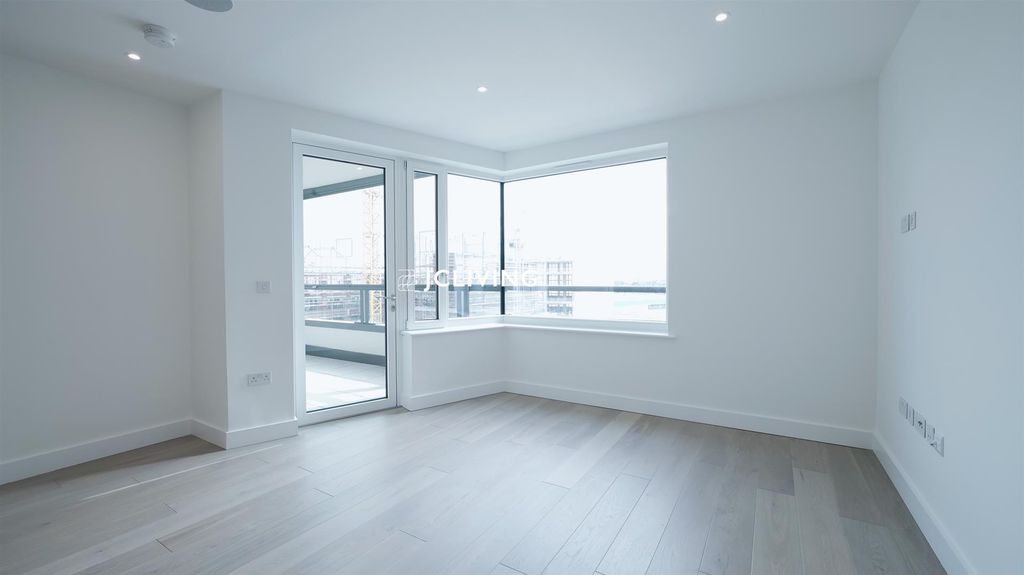 Property photo 1 of 17 Img_6831.Jpg