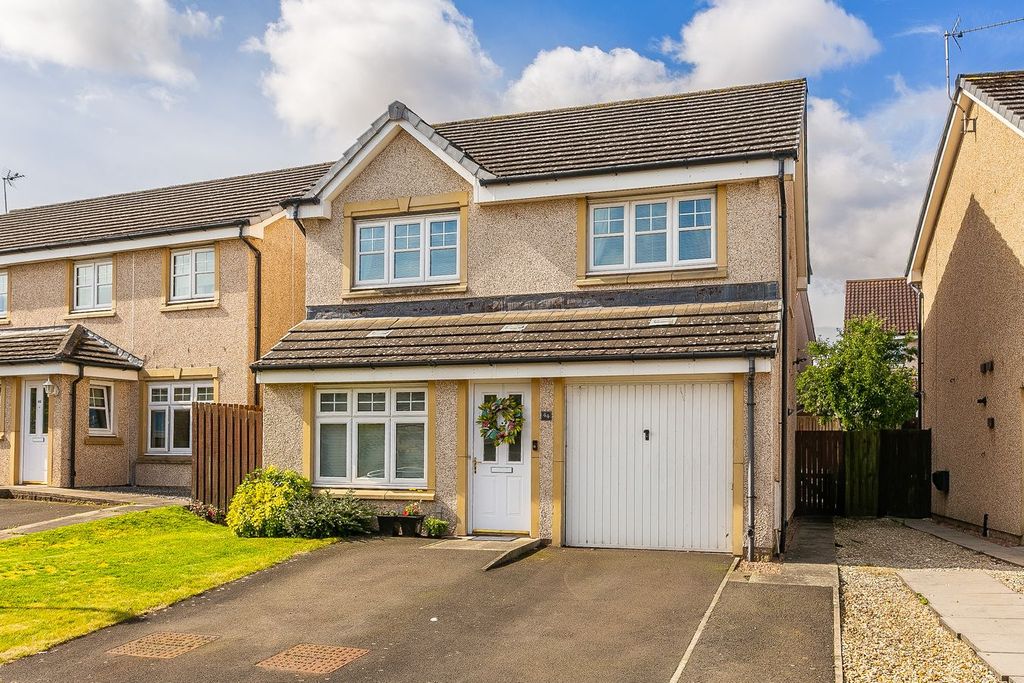 Property photo 1 of 31