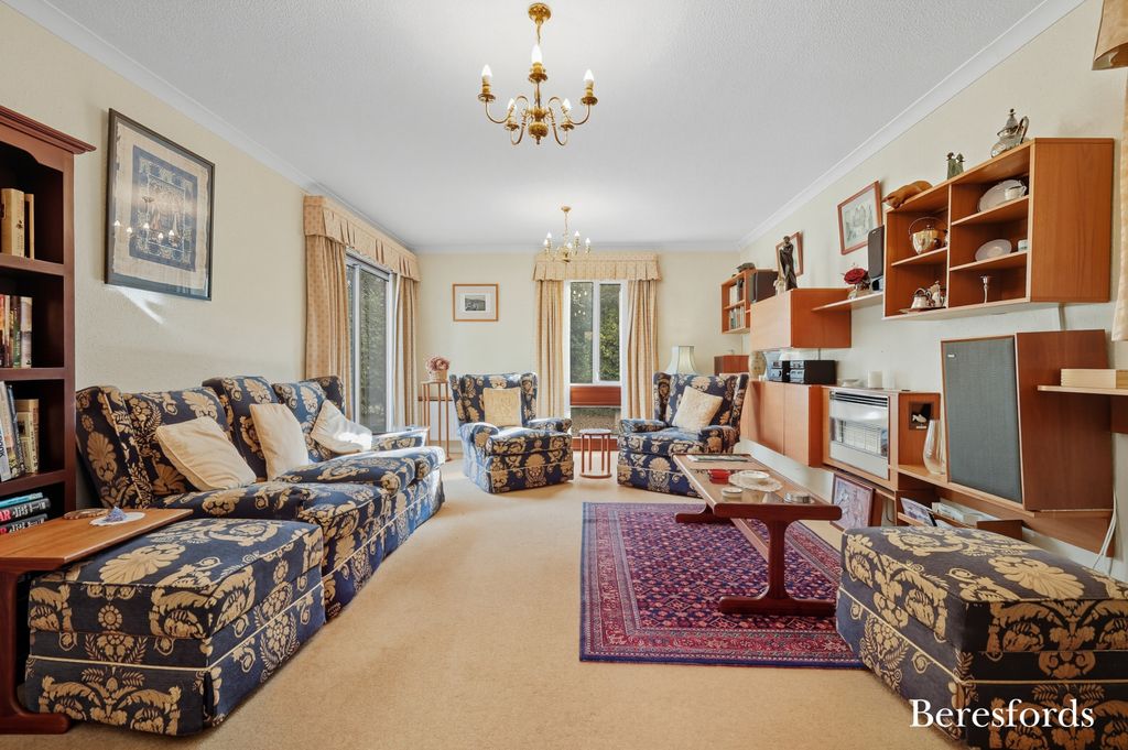 Property photo 2 of 34 Picture No. 22