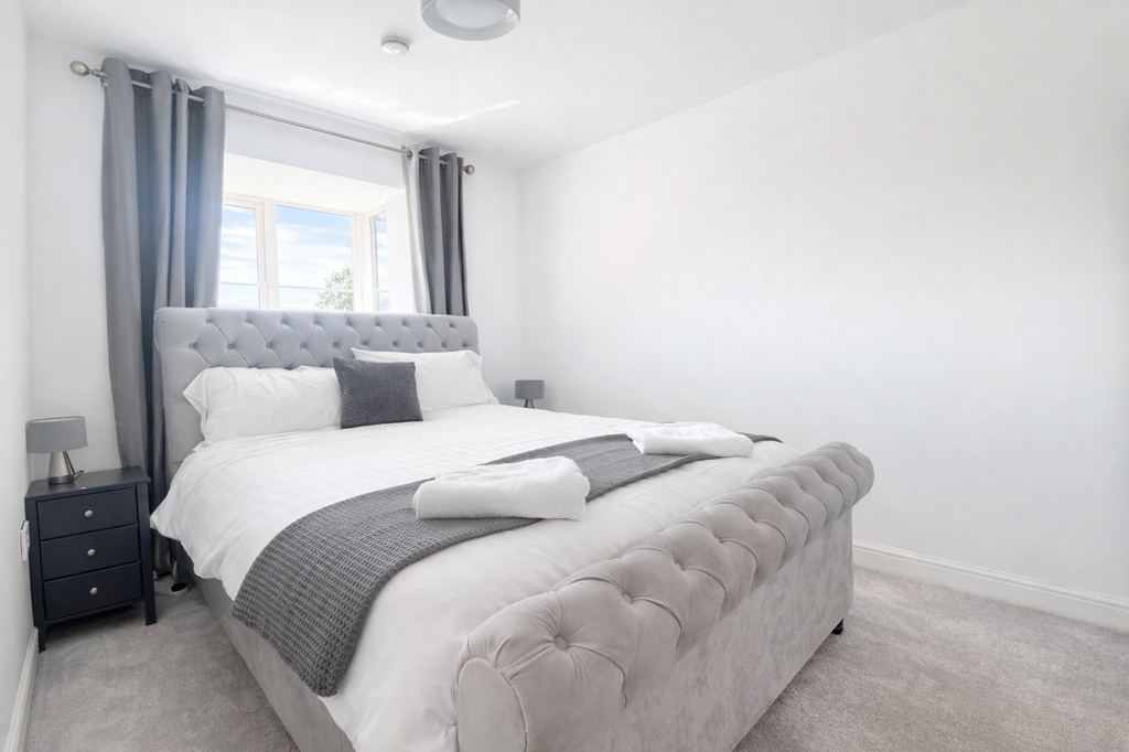 Property photo 2 of 9 Bright And Calming Bedroom Interior