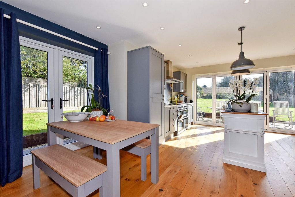 Property photo 3 of 10 Picture No. 07