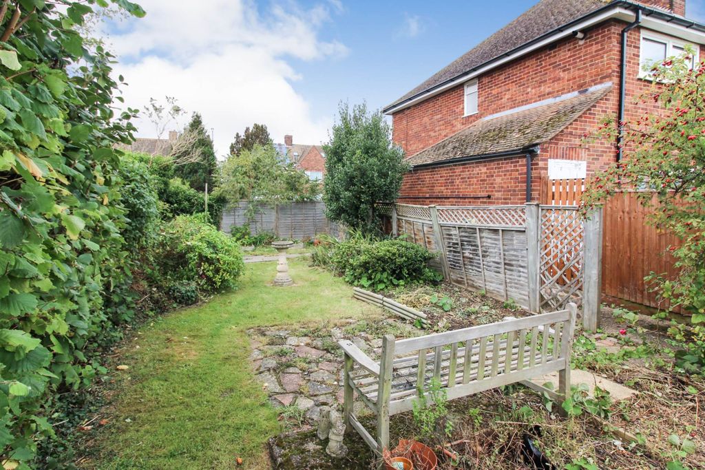 Property photo 2 of 8