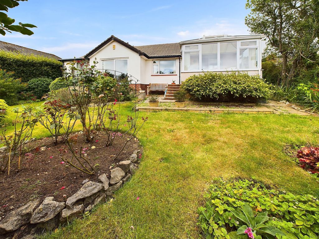 Property photo 3 of 31