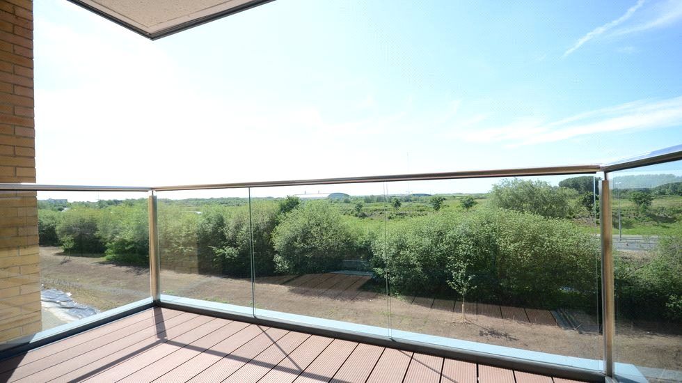 Property photo 2 of 10 Balcony