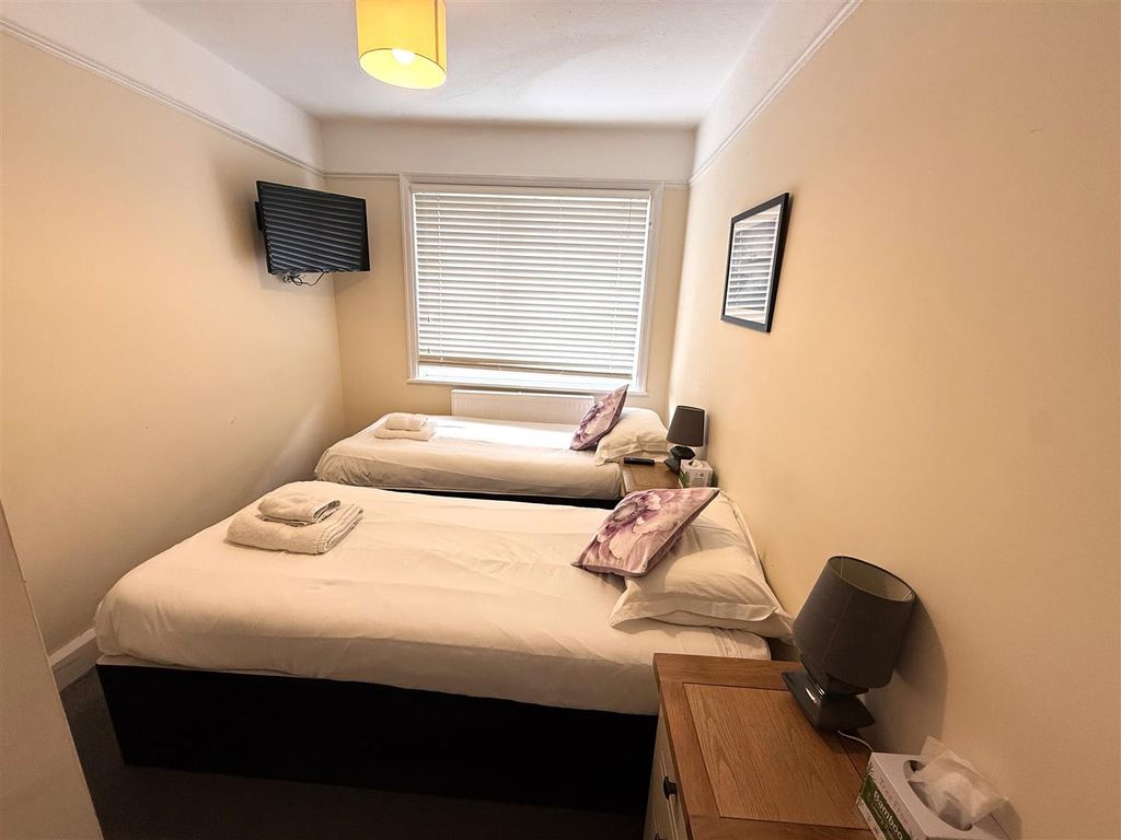 Additional image 5 of 2 bed flat to rentPortland Road, Aberystwyth SY23