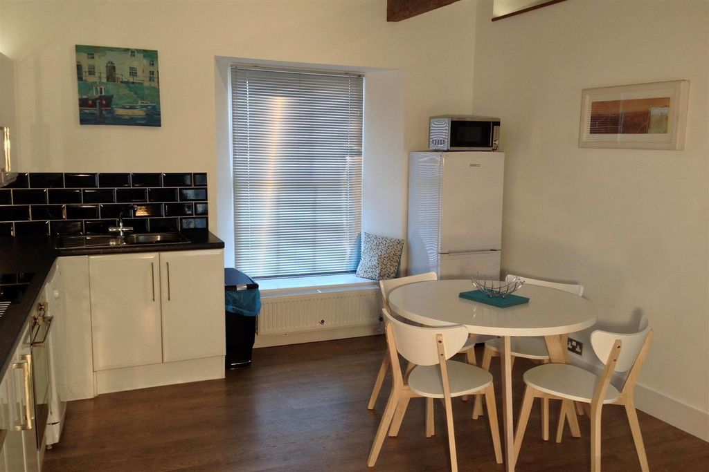 Property photo 3 of 7 3.Jpg