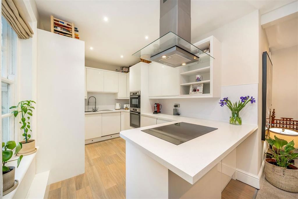 Property photo 3 of 9