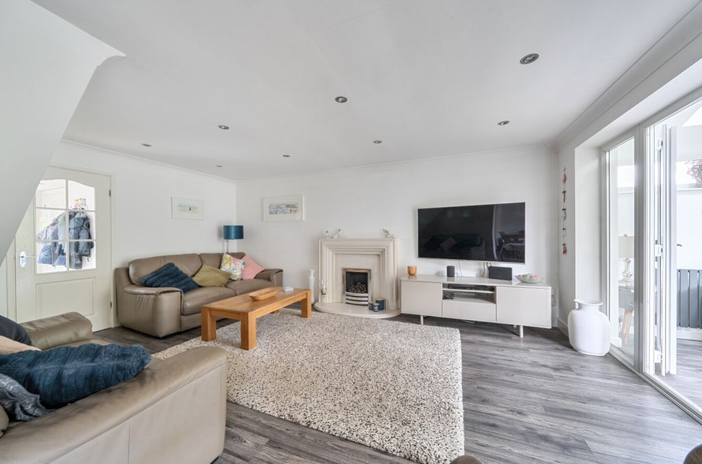 Property photo 2 of 23 1457830 (9)