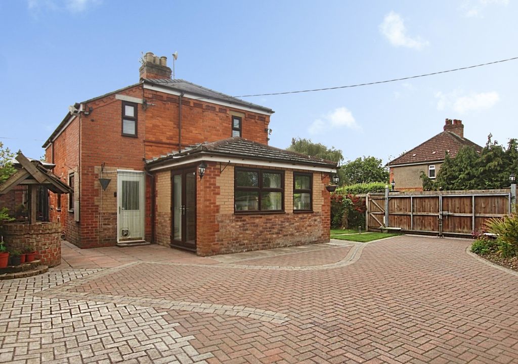 Property photo 1 of 24 5125920