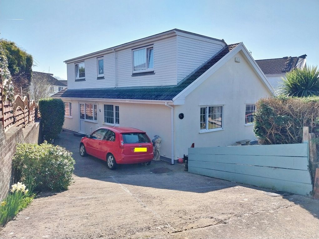 Property photo 3 of 20