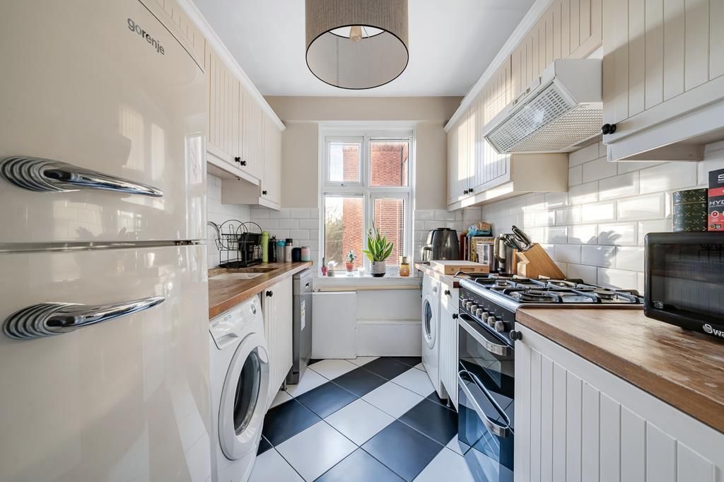 Property photo 3 of 10 Beverley Court-3.Jpg