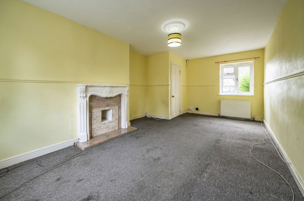 Property photo 2 of 10 1344919-2-68A73F1...