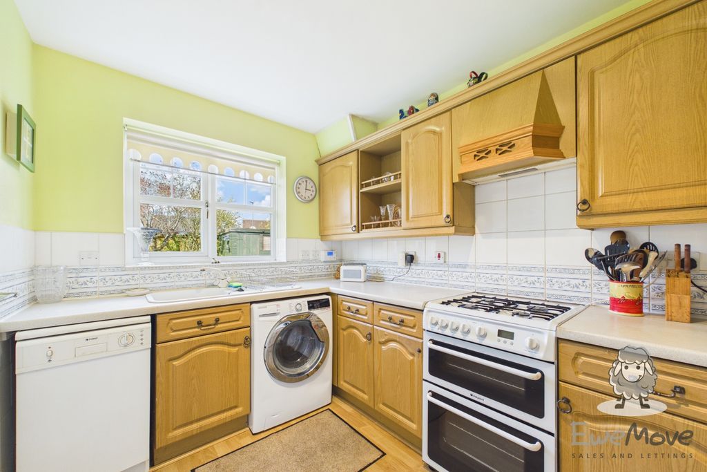 Property photo 3 of 12 3