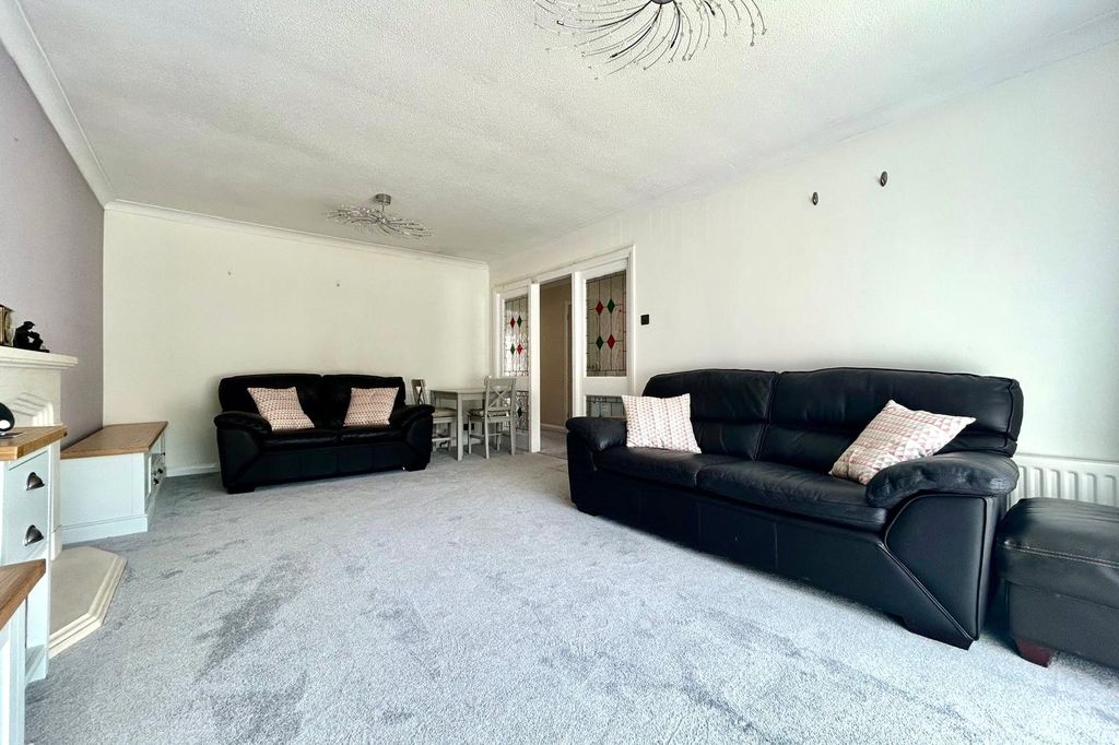 Property photo 3 of 15 Picture No. 23