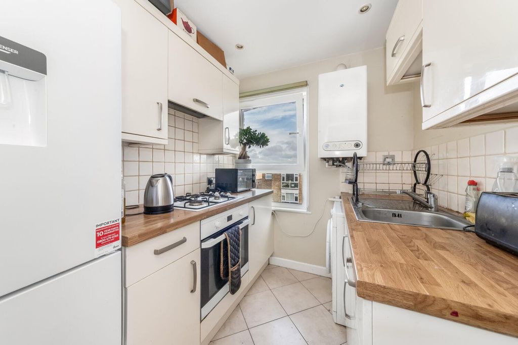 Property photo 2 of 7 Img_2846-1500x1000.Jpg