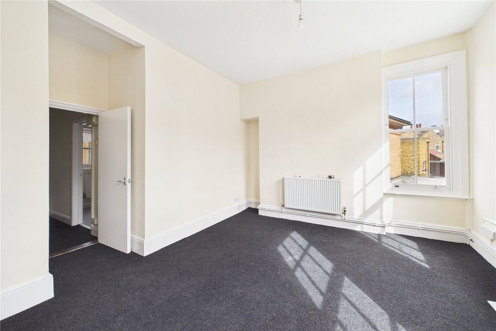 Property photo 3 of 9 Picture No. 03