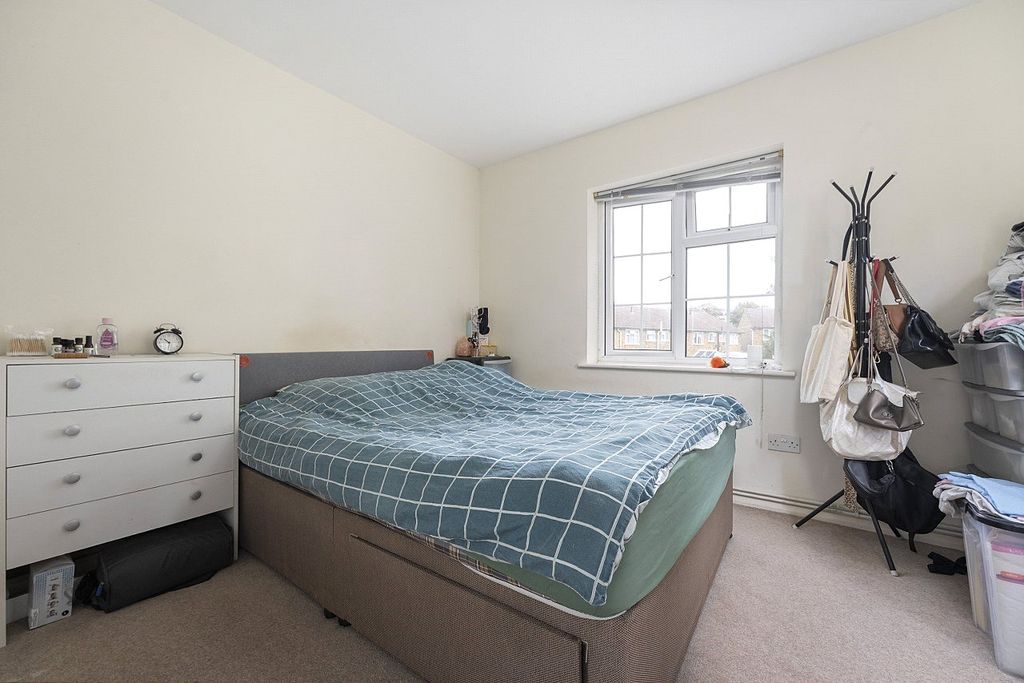 Property photo 3 of 14 Picture No. 18