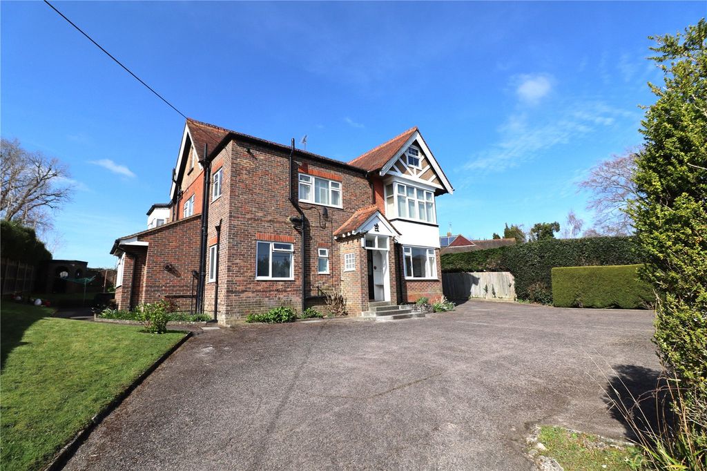 Property photo 1 of 9 Front