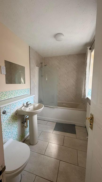 Property photo 2 of 2 Room