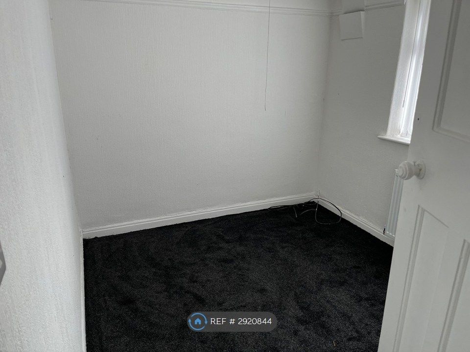 Property photo 3 of 3